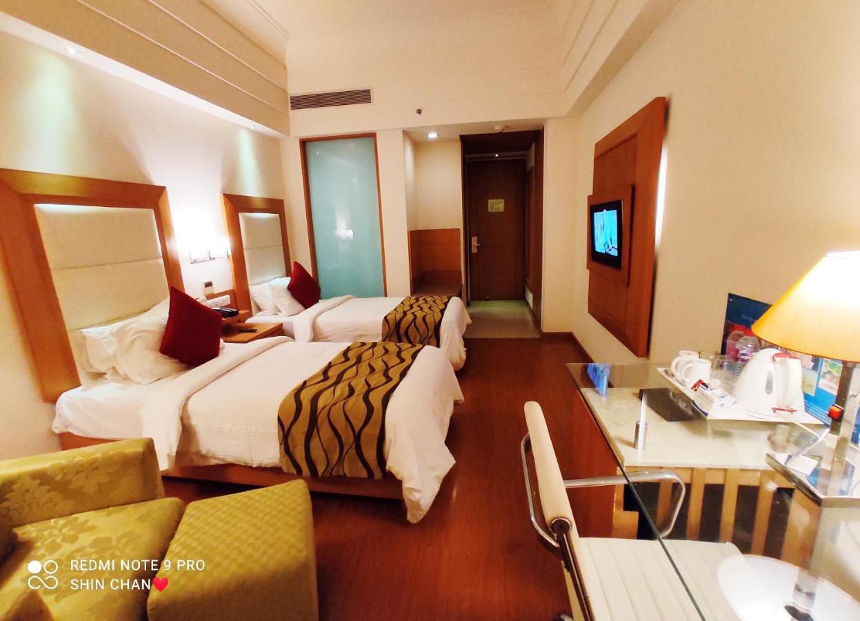 Ambrosia Sarovar Portico Haridwār Eksteriør bilde