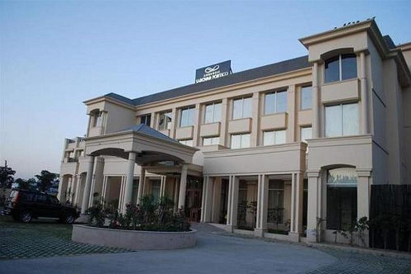 Ambrosia Sarovar Portico Haridwār Eksteriør bilde