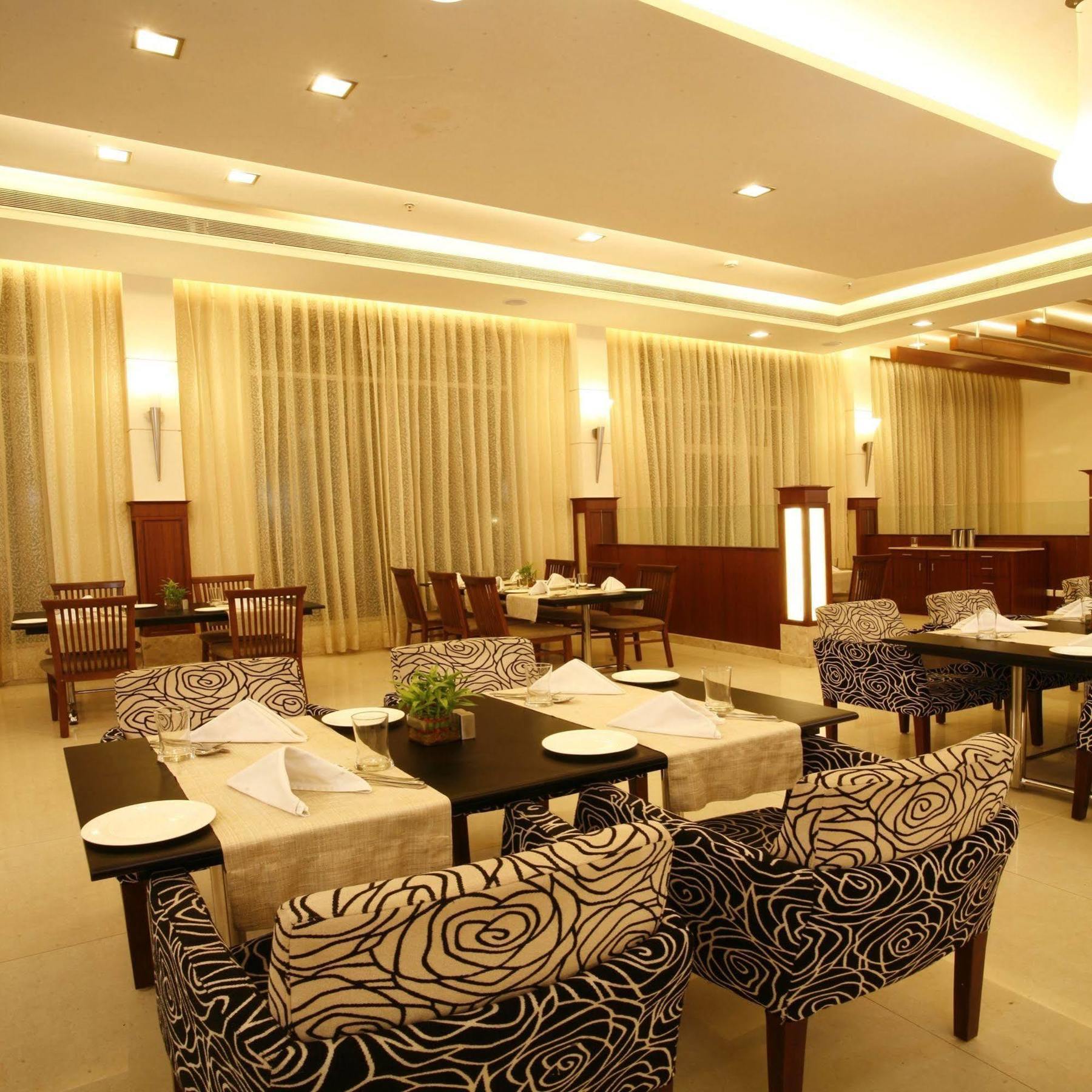 Ambrosia Sarovar Portico Haridwār Eksteriør bilde